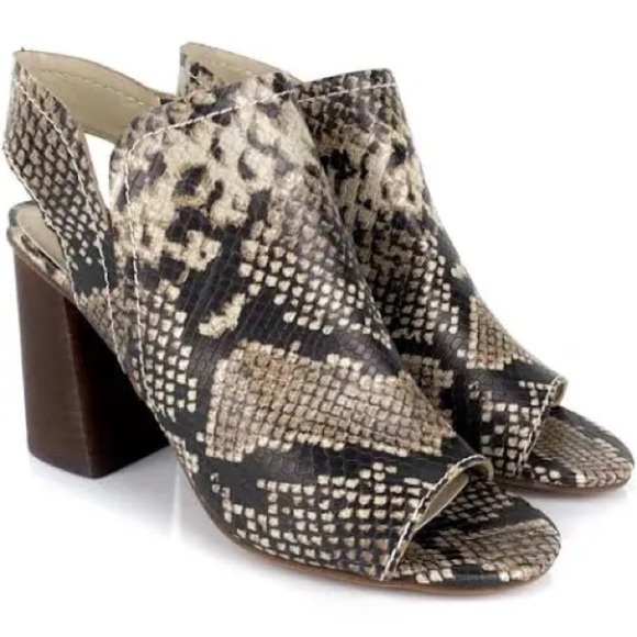 Treasure & Bond | Hayley Block Heel Sandal size 7 NWT - Picture 1 of 7